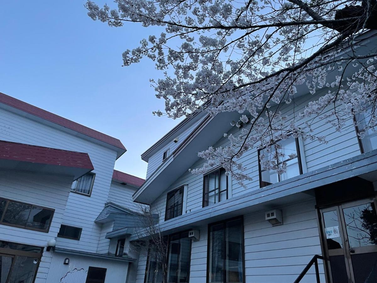 Ha-Mon Slope Side Hotel And Private Chalet 오타리 외부 사진